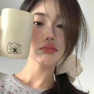 谋爱上瘾第一季 封面